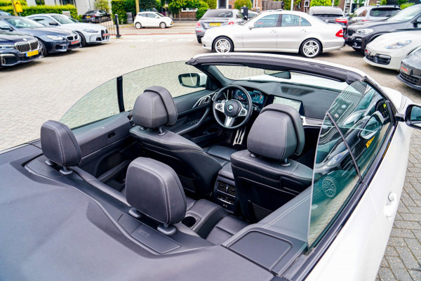 BMW 4 Serie Cabrio M440i xDrive High Executive | Laser LED | Driving Assistant Professional | Luxe Leder | Stoelkoeling | HuD