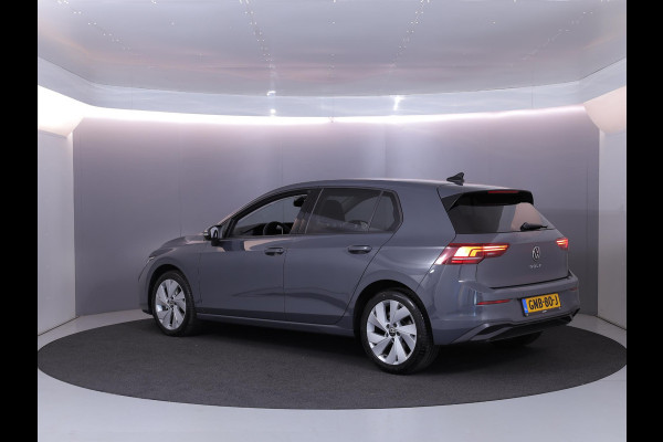 Volkswagen Golf Life Edition 1.5 TSI 85 kW 116 pk | Verlengde garantie | Navigatie via App | Parkeersensoren | Achteruitrijcamera | Autom. airco (3 zones) |