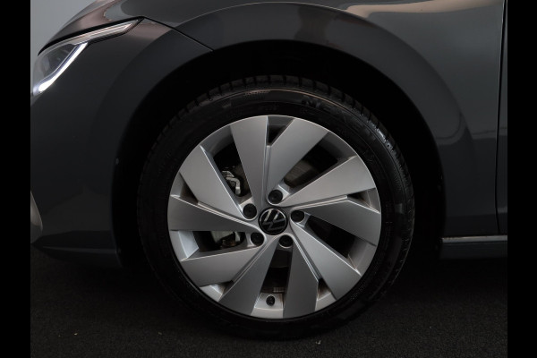 Volkswagen Golf Life Edition 1.5 TSI 85 kW 116 pk | Verlengde garantie | Navigatie via App | Parkeersensoren | Achteruitrijcamera | Autom. airco (3 zones) |