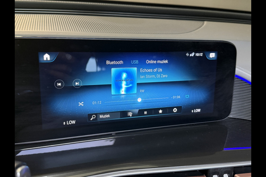 Mercedes-Benz EQC 400 4MATIC Business Solution AMG 80 kWh | Pano | Memory stoelen | Head-UP 360 Camera | Sfeerverlichting