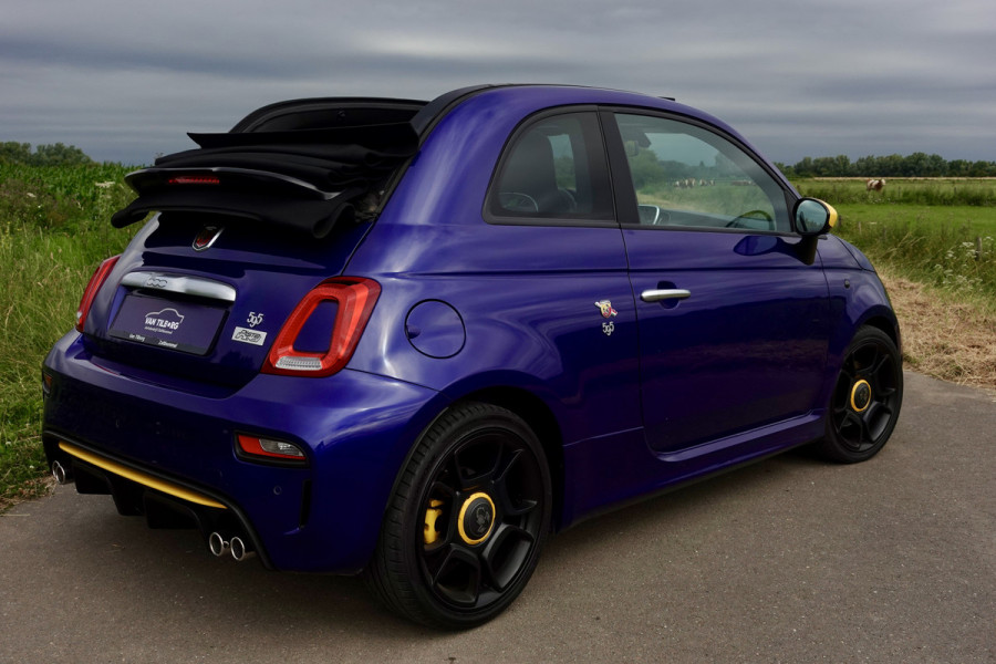 Abarth 595C Cabrio 1.4 T-Jet Pista SUMMER DEAL | Apple Carplay/Android Auto | Winscherm | 17'' LMV | Dealeronderhouden | | PDC A | Navi
