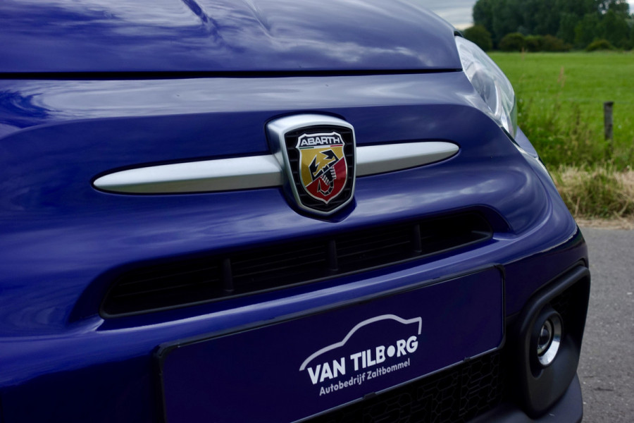 Abarth 595C Cabrio 1.4 T-Jet Pista SUMMER DEAL | Apple Carplay/Android Auto | Winscherm | 17'' LMV | Dealeronderhouden | | PDC A | Navi