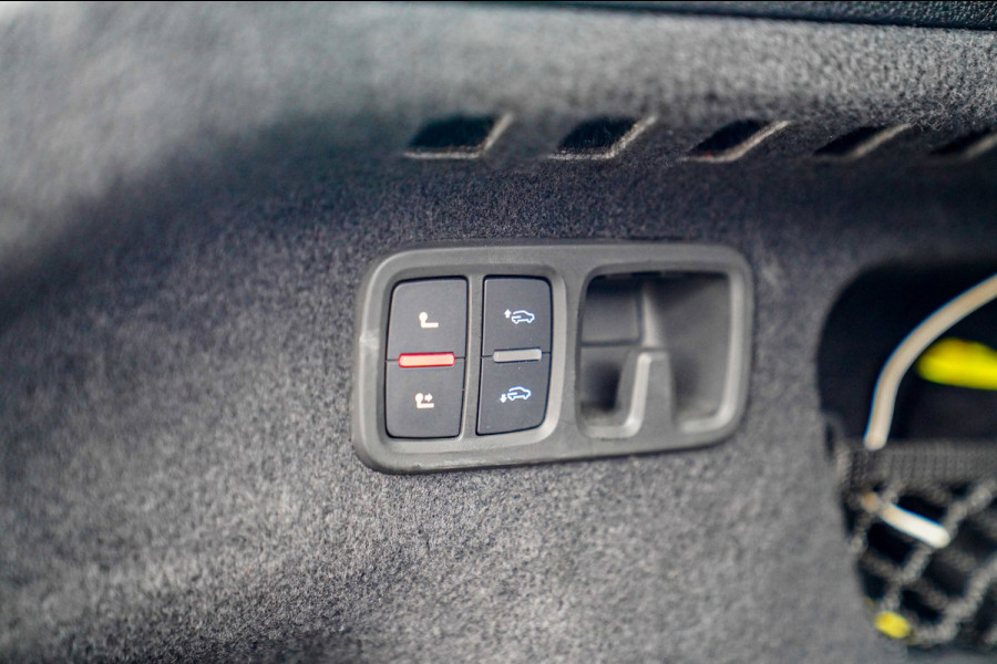 Audi Q8 60 TFSI e quattro Competition | Achterbank Verwarming | Stuurwiel Verwarming | Bang & Olufsen