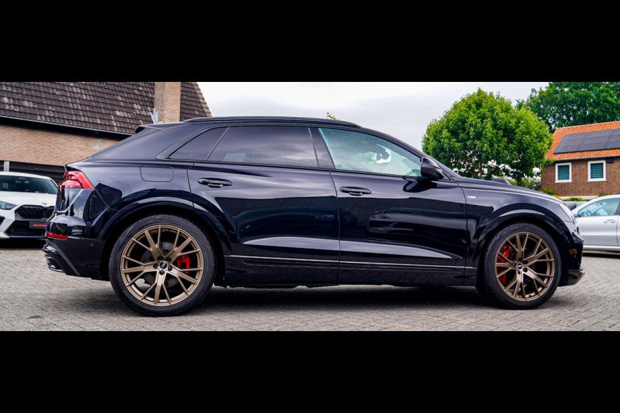 Audi Q8 60 TFSI e quattro Competition | Achterbank Verwarming | Stuurwiel Verwarming | Bang & Olufsen