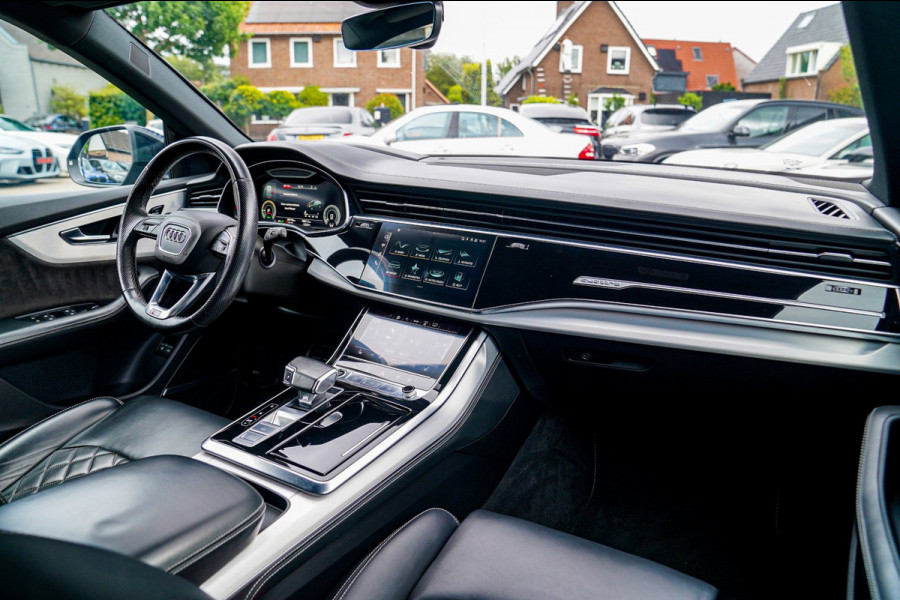 Audi Q8 60 TFSI e quattro Competition | Achterbank Verwarming | Stuurwiel Verwarming | Bang & Olufsen