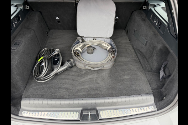 Mercedes-Benz C-Klasse Estate 300e AMG | Panoramaschuifdak | Night | Burmester | Rijassistentiepakket Plus Led-High Performance