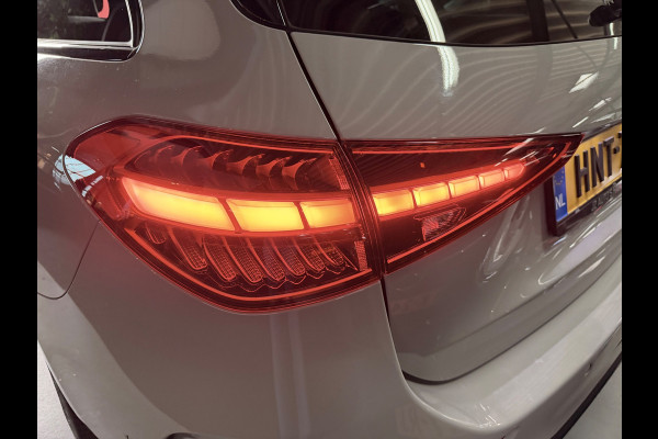 Mercedes-Benz C-Klasse Estate 300e AMG | Panoramaschuifdak | Night | Burmester | Rijassistentiepakket Plus Led-High Performance