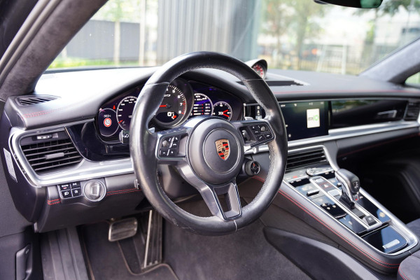 Porsche Panamera Sport Turismo 4.0 GTS / Panoramadak / Sportuitlaat