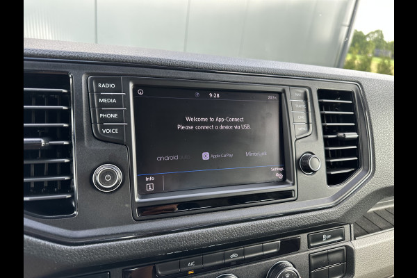 Volkswagen Crafter 35 2.0 TDI / 1e EIG. / 41.919 KM / DUBBEL CABINE / PICK UP / 7 PERSOONS / 2.5 TONS TREKHAAK / AIRCO / CRUISE / DUBBELE CABINE