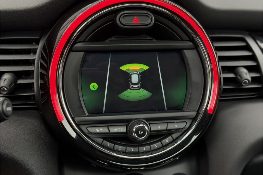 MINI 5-deurs 1.5 Cooper Dalston JCW pakket | Panodak | Kuipstoelen | Sfeerverlichting | Stoelverwarming