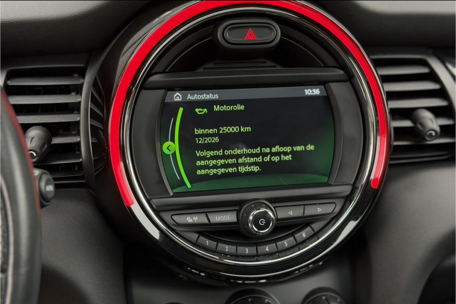 MINI 5-deurs 1.5 Cooper Dalston JCW pakket | Panodak | Kuipstoelen | Sfeerverlichting | Stoelverwarming