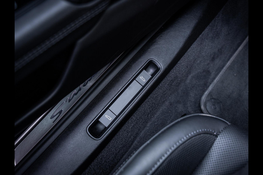Porsche 911 992 3.0 Carrera S - Sport Chrono l NAP l BTW l Panorama