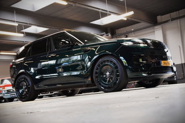 Land Rover Range Rover Sport 3.0 P460e Dynamic HSE PHEV 1e Eig.|Org.NL|Massage|Britisch Racing Green|NP.152.000