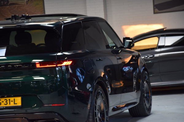Land Rover Range Rover Sport 3.0 P460e Dynamic HSE PHEV 1e Eig.|Org.NL|Massage|Britisch Racing Green|NP.152.000