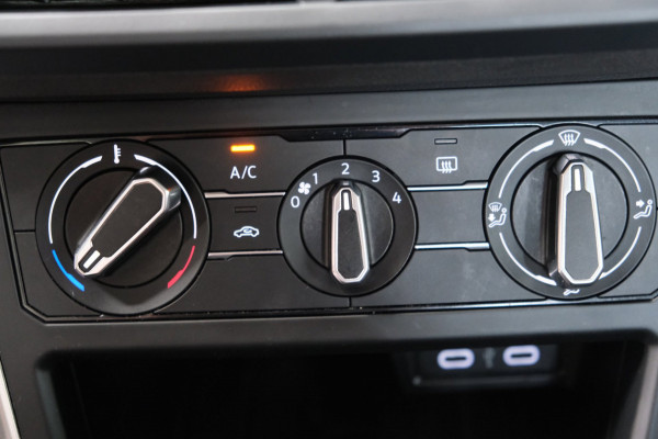 Volkswagen Polo 1.0 TSI Life Automaat - N.A.P. Airco, Cruise, Navi, PDC, Carplay, Virtual display.