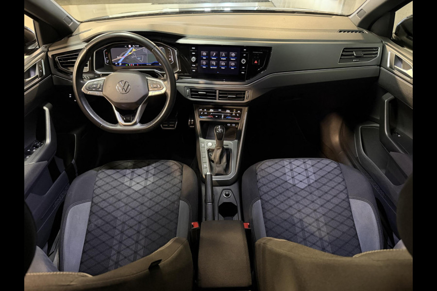 Volkswagen Taigo 1.5 TSI R-Line Business 18"/Trekhaak/IQ Light/Adaptieve cruise/Stoelverwarming/Camera/PDC v+a/Apple Carplay & Android Auto