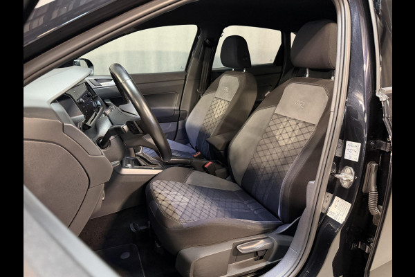 Volkswagen Taigo 1.5 TSI R-Line Business 18"/Trekhaak/IQ Light/Adaptieve cruise/Stoelverwarming/Camera/PDC v+a/Apple Carplay & Android Auto