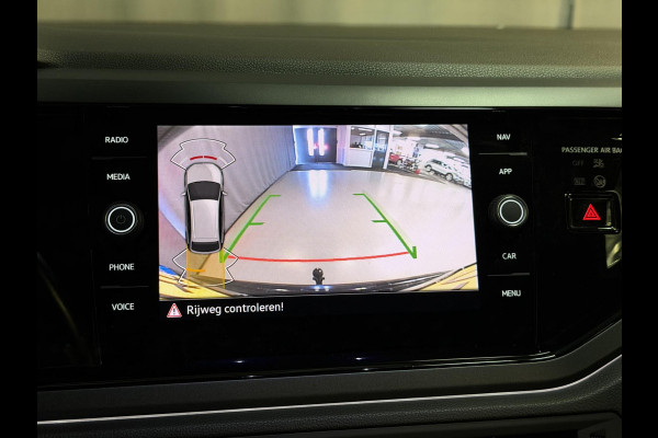 Volkswagen Taigo 1.5 TSI R-Line Business 18"/Trekhaak/IQ Light/Adaptieve cruise/Stoelverwarming/Camera/PDC v+a/Apple Carplay & Android Auto