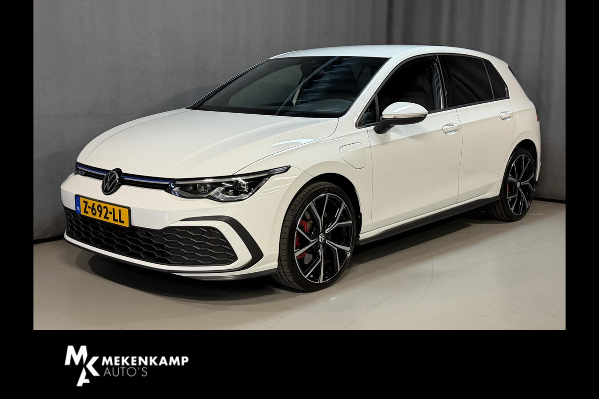 Volkswagen Golf 1.4 eHybrid GTE 19"/Adaptieve cruise/Lane + Travel assist/Front assist/Virtual Cockpit/Apple Carplay & Android auto/PDC v+a