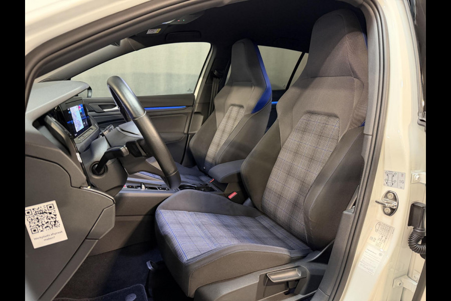Volkswagen Golf 1.4 eHybrid GTE 19"/Adaptieve cruise/Lane + Travel assist/Front assist/Virtual Cockpit/Apple Carplay & Android auto/PDC v+a