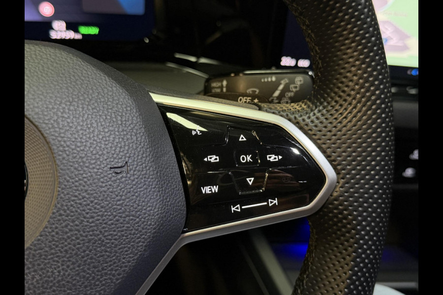 Volkswagen Golf 1.4 eHybrid GTE 19"/Adaptieve cruise/Lane + Travel assist/Front assist/Virtual Cockpit/Apple Carplay & Android auto/PDC v+a