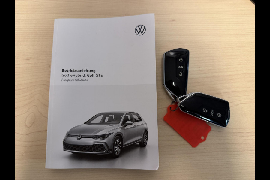 Volkswagen Golf 1.4 eHybrid GTE 19"/Adaptieve cruise/Lane + Travel assist/Front assist/Virtual Cockpit/Apple Carplay & Android auto/PDC v+a