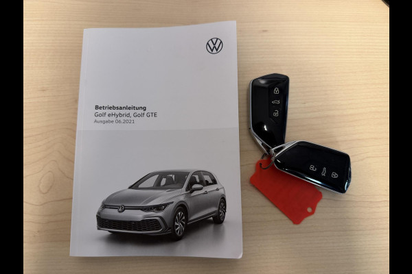 Volkswagen Golf 1.4 eHybrid GTE 19"/Adaptieve cruise/Lane + Travel assist/Front assist/Virtual Cockpit/Apple Carplay & Android auto/PDC v+a