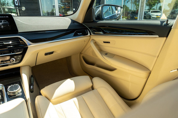 BMW 5 Serie Touring 520i High Executive I Comfort I Hud I Panoramadak I Keurige nette auto