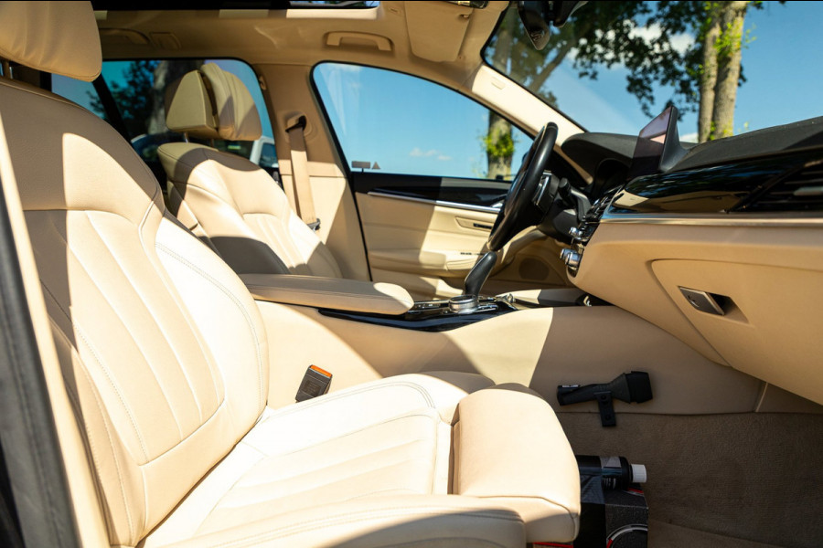 BMW 5 Serie Touring 520i High Executive I Comfort I Hud I Panoramadak I Keurige nette auto
