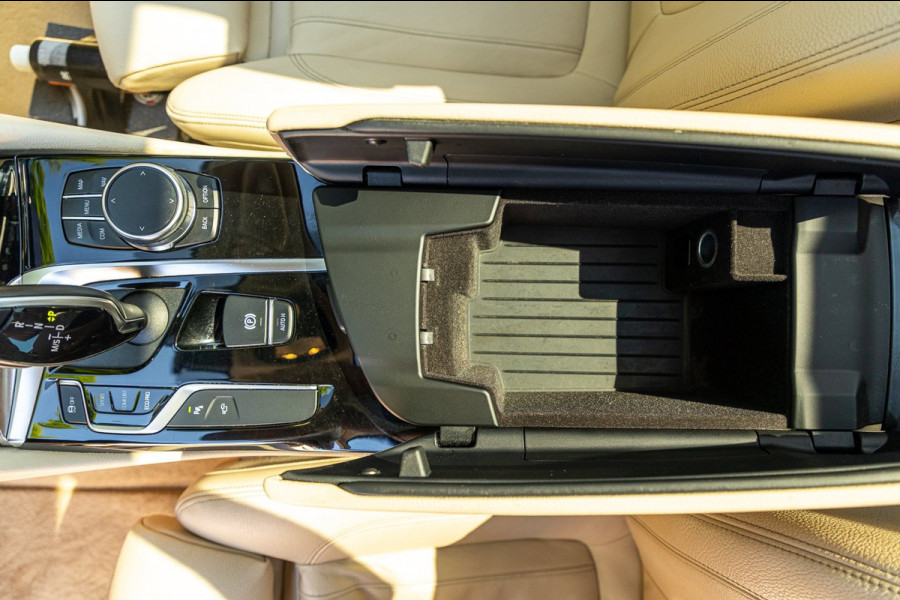 BMW 5 Serie Touring 520i High Executive I Comfort I Hud I Panoramadak I Keurige nette auto