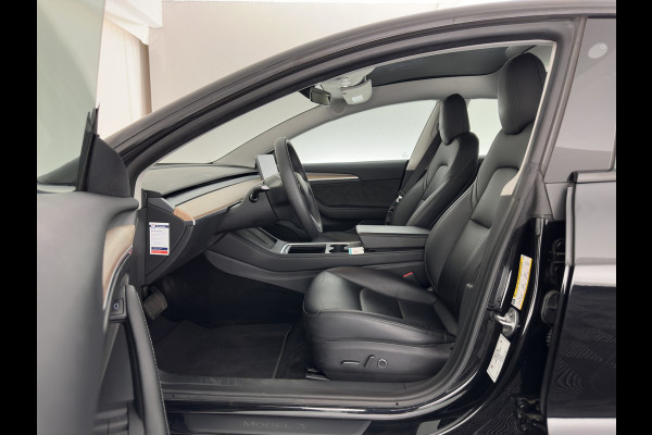 Tesla Model 3 Standard RWD Plus 60 kWh [3-Fase-11kW] {SoH-90%} (INCL-BTW) Aut. *PANO | AUTOPILOT | LEATHER | KEYLESS | FULL-LED | MEMORY-PACK | TOPVIEW | DAB | CARPLAY | DIGI-COCKPIT | LANE-ASSIST | HEATED- COMFORTSEATS | 19"ALU*