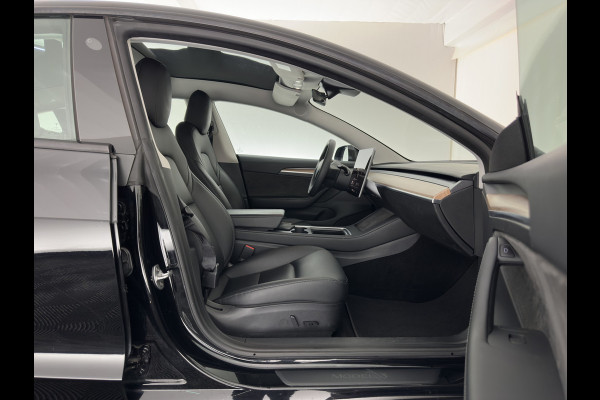 Tesla Model 3 Standard RWD Plus 60 kWh [3-Fase-11kW] {SoH-90%} (INCL-BTW) Aut. *PANO | AUTOPILOT | LEATHER | KEYLESS | FULL-LED | MEMORY-PACK | TOPVIEW | DAB | CARPLAY | DIGI-COCKPIT | LANE-ASSIST | HEATED- COMFORTSEATS | 19"ALU*