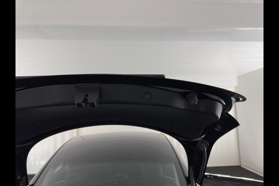 Tesla Model 3 Standard RWD Plus 60 kWh [3-Fase-11kW] {SoH-90%} (INCL-BTW) Aut. *PANO | AUTOPILOT | LEATHER | KEYLESS | FULL-LED | MEMORY-PACK | TOPVIEW | DAB | CARPLAY | DIGI-COCKPIT | LANE-ASSIST | HEATED- COMFORTSEATS | 19"ALU*