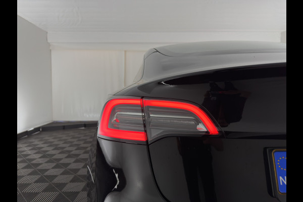Tesla Model 3 Standard RWD Plus 60 kWh [3-Fase-11kW] {SoH-90%} (INCL-BTW) Aut. *PANO | AUTOPILOT | LEATHER | KEYLESS | FULL-LED | MEMORY-PACK | TOPVIEW | DAB | CARPLAY | DIGI-COCKPIT | LANE-ASSIST | HEATED- COMFORTSEATS | 19"ALU*