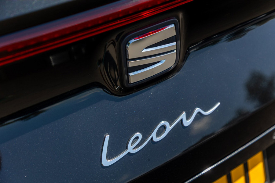Seat Leon Sportstourer 1.5 eTSI FR Business Intense