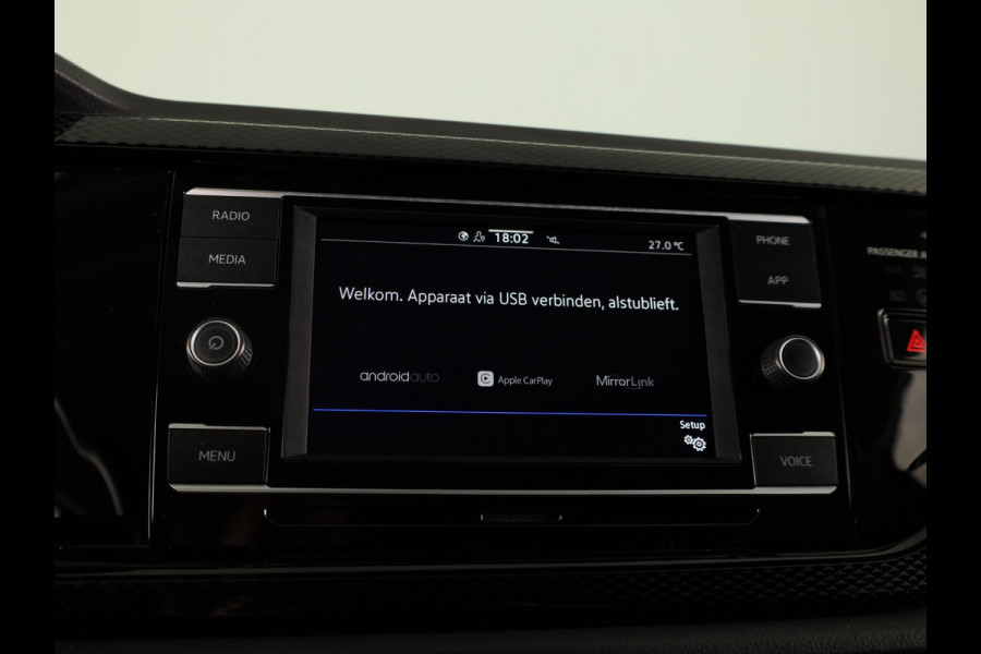 Volkswagen Polo 1.0 TSI Life 95 PK | Navigatie via app | Camera | Extra getint glas