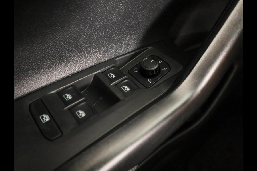 Volkswagen Polo 1.0 TSI Life 95 PK | Navigatie via app | Camera | Extra getint glas