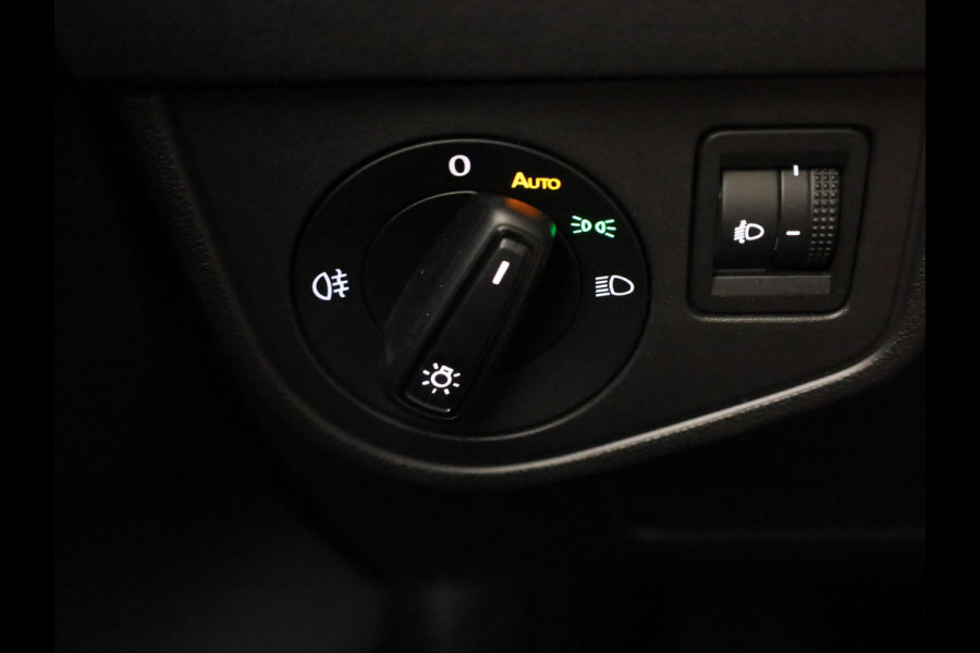 Volkswagen Polo 1.0 TSI Life 95 PK | Navigatie via app | Camera | Extra getint glas