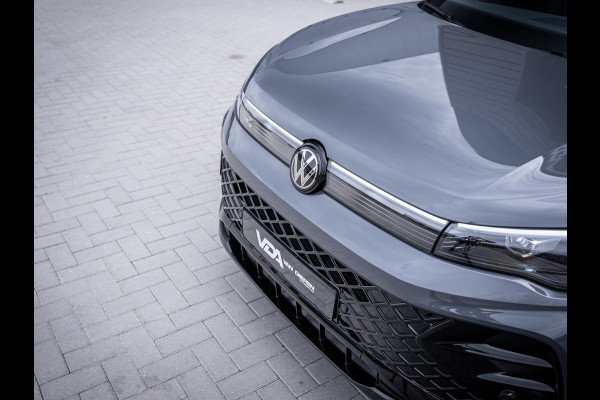 Volkswagen Tiguan 1.5 eHybrid R-Line Edition - Dolphin Grey l Pano l Massage l Sfeerverl.
