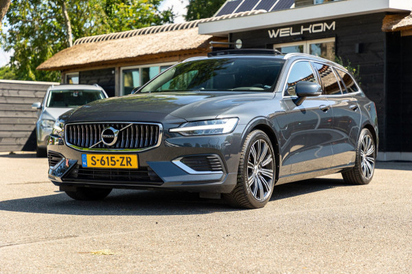 Volvo V60 2.0 T8 Twin Engine AWD I Inscription I Bowers & Wilkens I Panoramadak I Trekhaak I Pilot assist