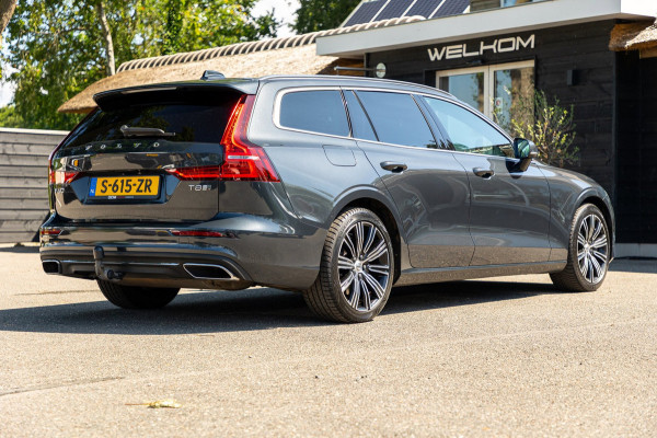 Volvo V60 2.0 T8 Twin Engine AWD I Inscription I Bowers & Wilkens I Panoramadak I Trekhaak I Pilot assist
