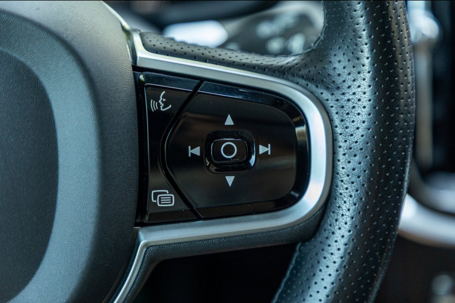 Volvo V60 2.0 T8 Twin Engine AWD I Inscription I Bowers & Wilkens I Panoramadak I Trekhaak I Pilot assist