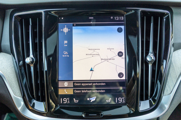 Volvo V60 2.0 T8 Twin Engine AWD I Inscription I Bowers & Wilkens I Panoramadak I Trekhaak I Pilot assist
