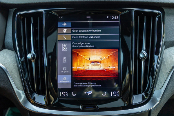 Volvo V60 2.0 T8 Twin Engine AWD I Inscription I Bowers & Wilkens I Panoramadak I Trekhaak I Pilot assist