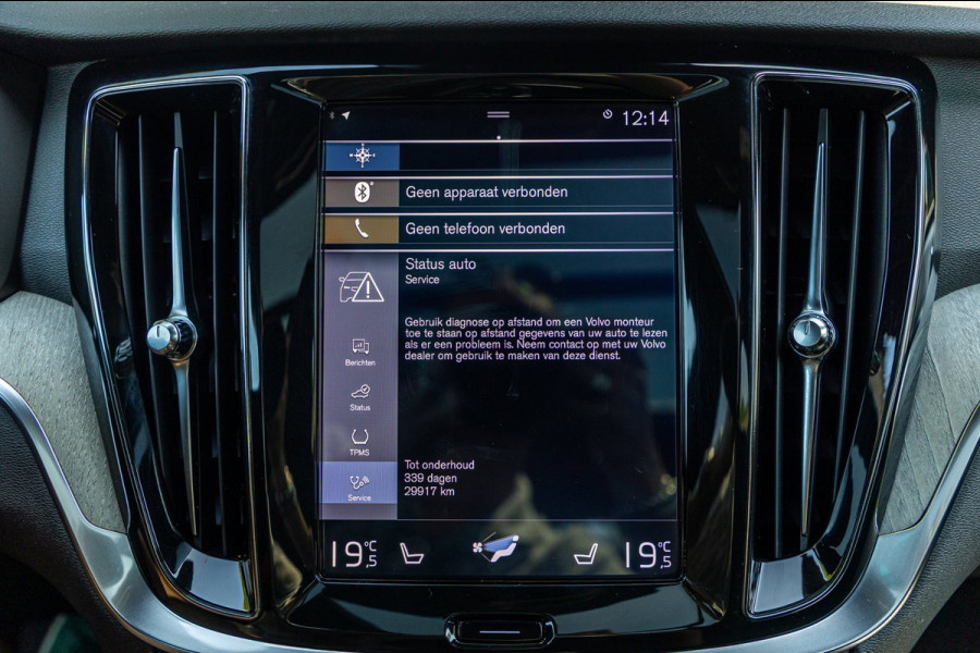 Volvo V60 2.0 T8 Twin Engine AWD I Inscription I Bowers & Wilkens I Panoramadak I Trekhaak I Pilot assist
