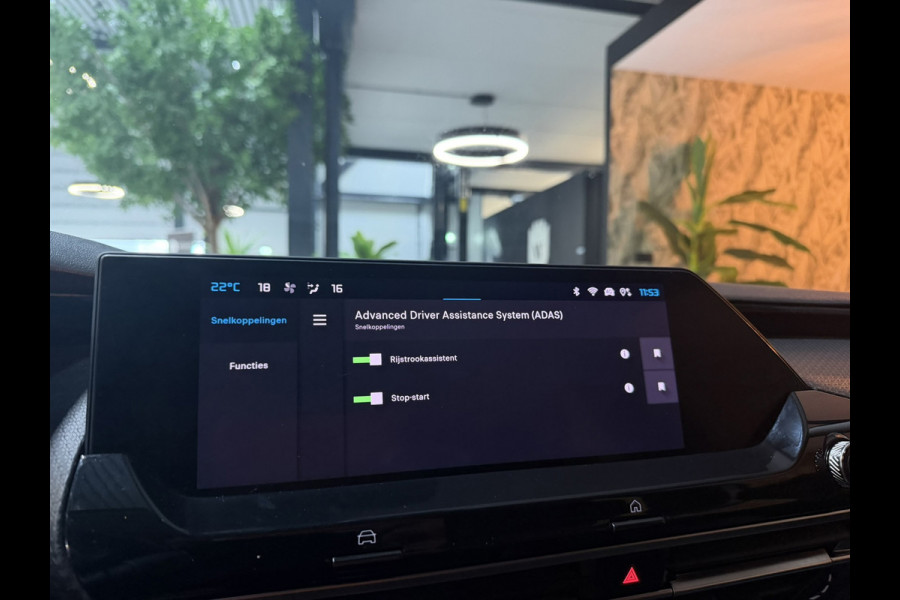 Citroën C5 X 1.2 Feel |Trekhaak|Dealer Onderhouden|Allseason|CarPlay|2023|LED|Navi|Airco|PDC|Rijklaar
