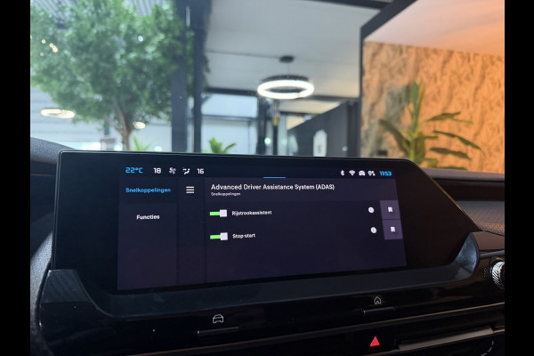 Citroën C5 X 1.2 Feel |Trekhaak|Dealer Onderhouden|Allseason|CarPlay|2023|LED|Navi|Airco|PDC|Rijklaar