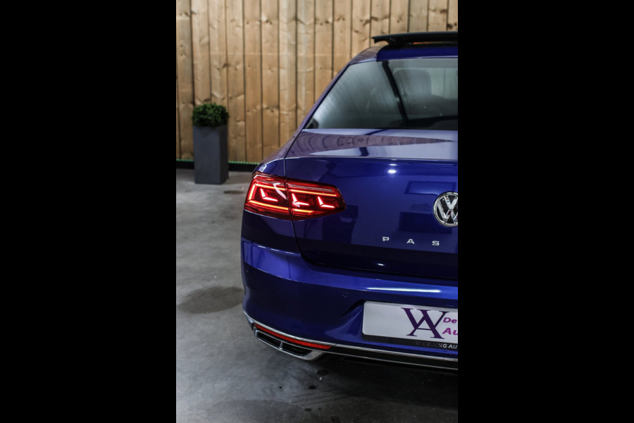 Volkswagen Passat 1.5 TSI R-Line *Pano*Dynaudio*360 Camera*Keyless*Leder*