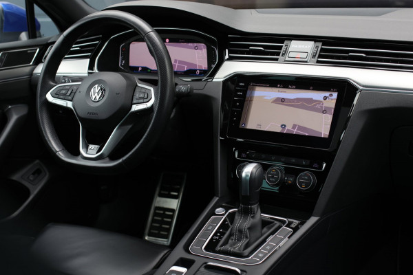 Volkswagen Passat 1.5 TSI R-Line *Pano*Dynaudio*360 Camera*Keyless*Leder*