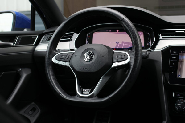 Volkswagen Passat 1.5 TSI R-Line *Pano*Dynaudio*360 Camera*Keyless*Leder*